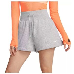 Nike Women's Sportswear Phoenix
Fleece High-Waisted Shorts - size Medium